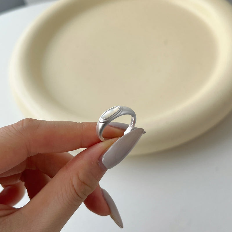 Modern Oval Stone Ring