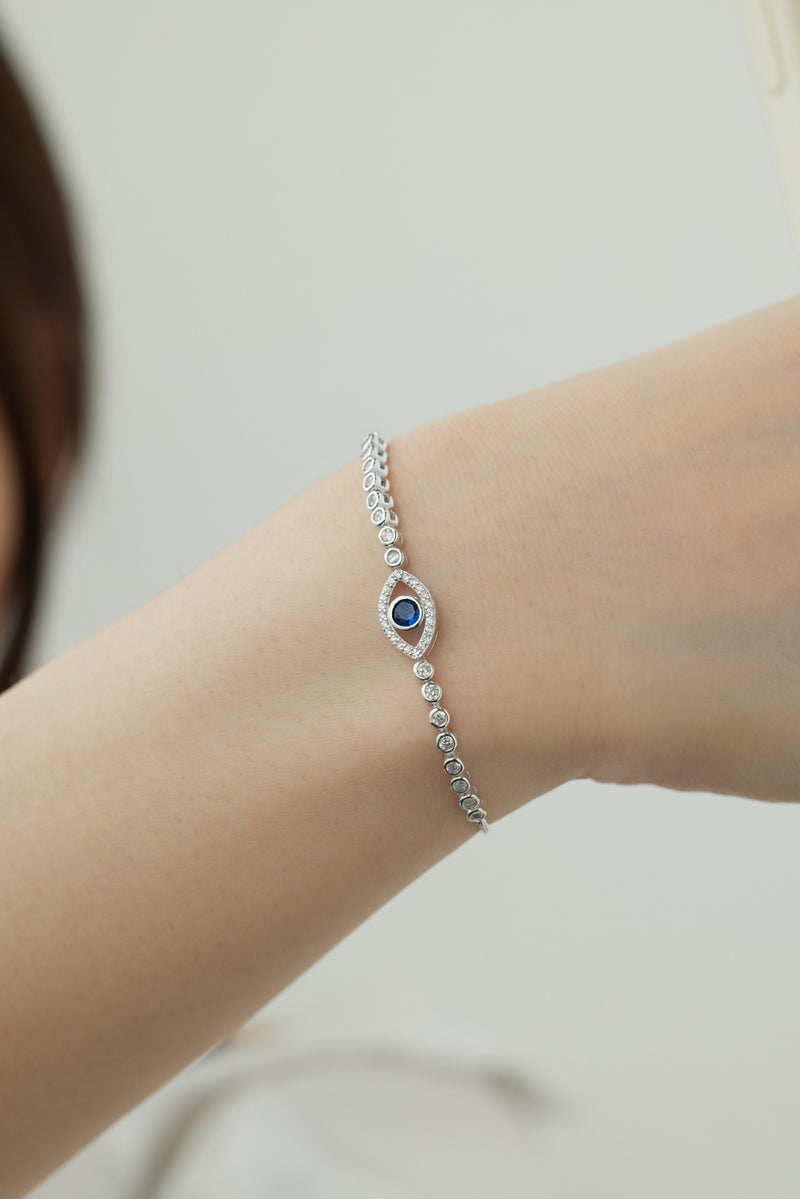 Radiant Eye Bracelet