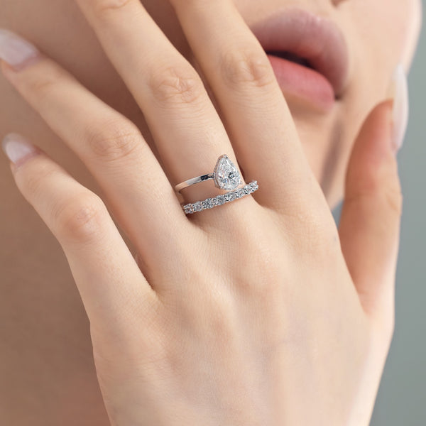 Elegant Pear Halo Ring