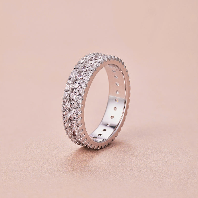 Elegance Eternity Band