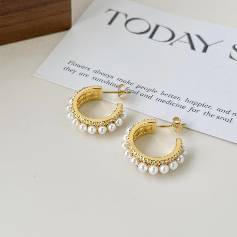 Pearl Elegance Hoop Earrings