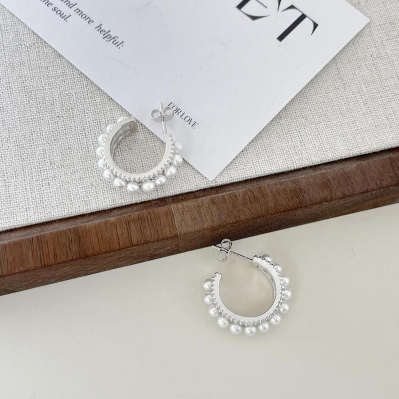 Pearl Elegance Hoop Earrings