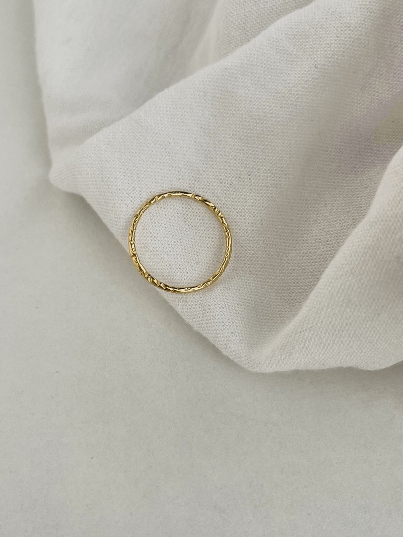 Slim Elegance Ring