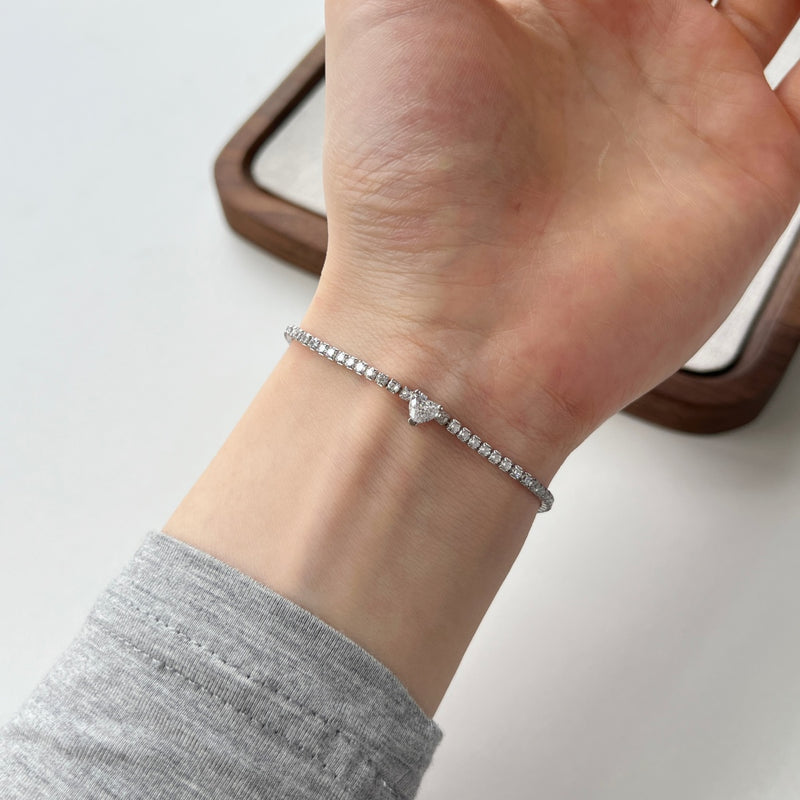 Heart Ice-Cut Solitaire Bracelet