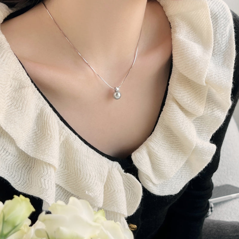 Lustrous Pearl Elegance Necklace