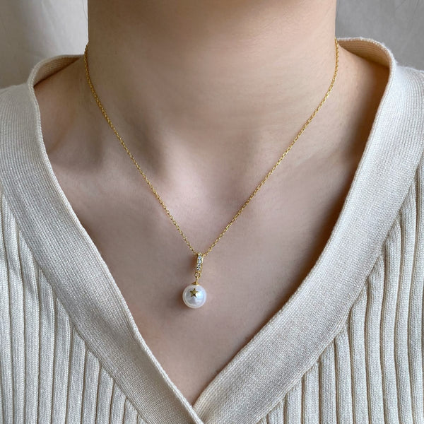 Stellar Pearl Necklace