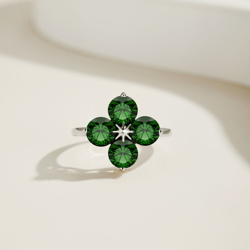 Tri-Color Clover Cluster Ring