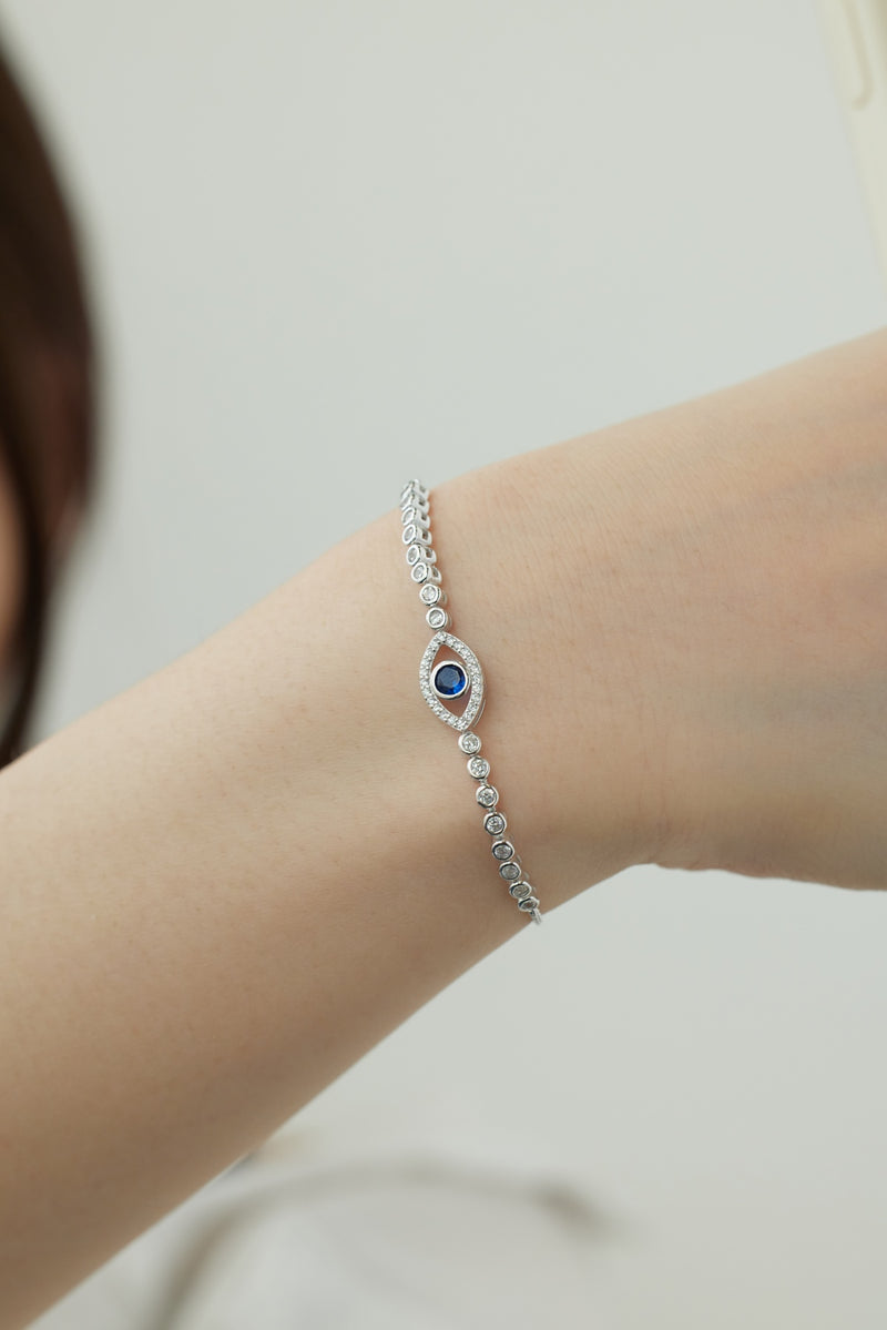 Radiant Eye Bracelet