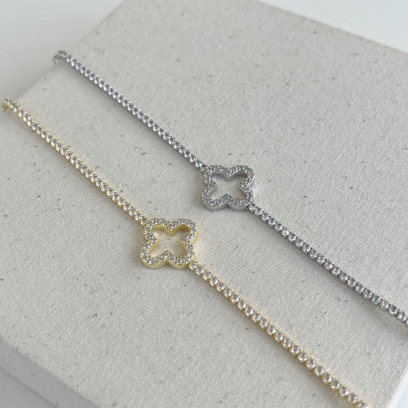 Elegance Clover Bracelet