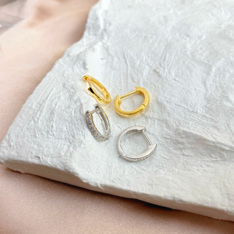 Sleek Classic Hoop Earrings