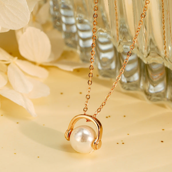 Melody Pearl Charm Necklace