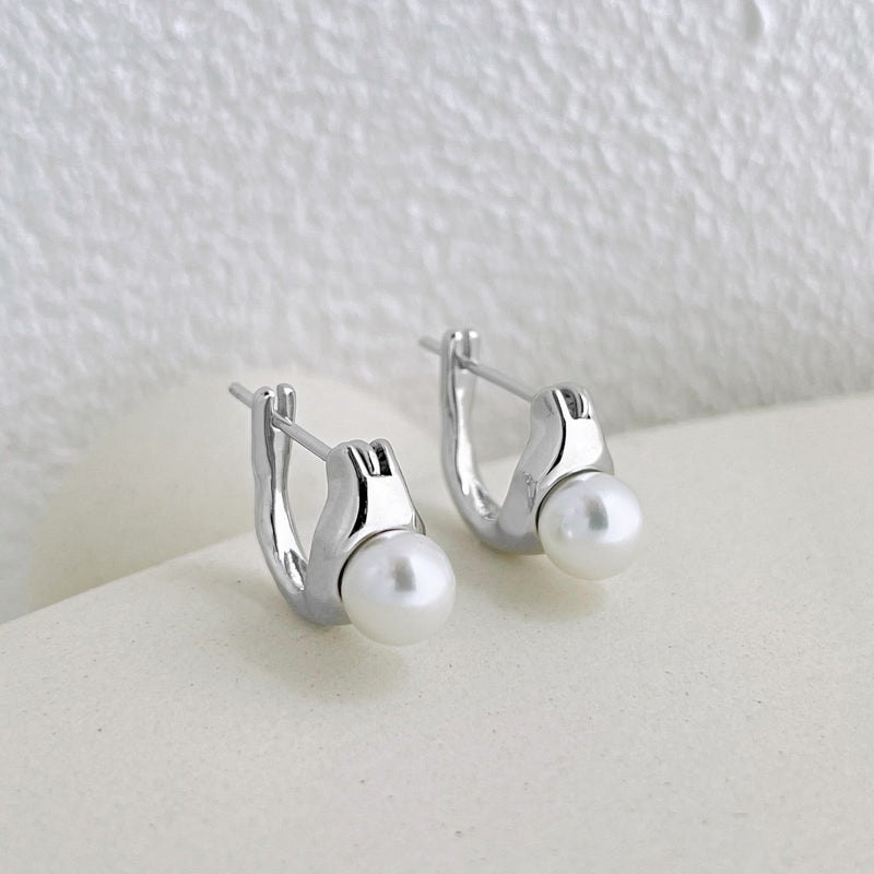 Modern Pearl Drop Earrings