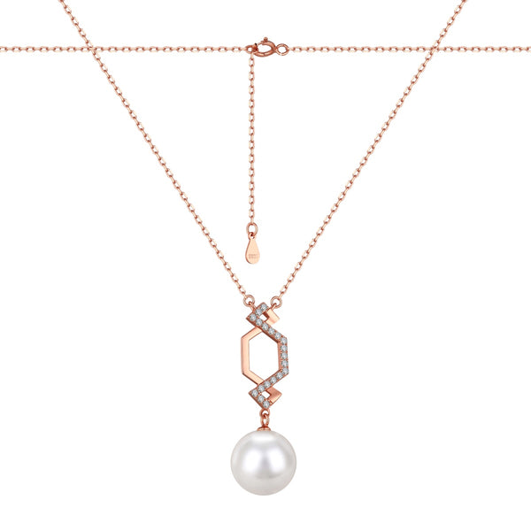 Geometric Pearl Elegance Necklace