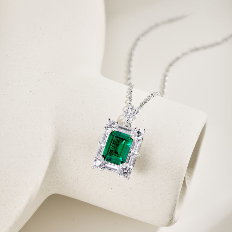 Emerald Radiance Necklace