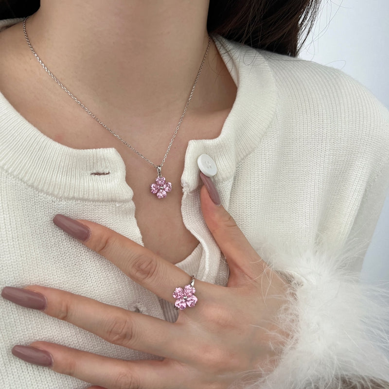 Heart's Blossom Necklace