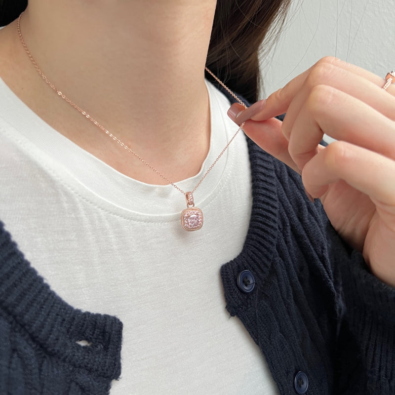 Rosé Radiance Necklace