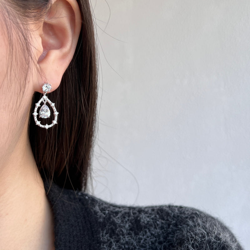 Teardrop Zircon Elegance Earrings