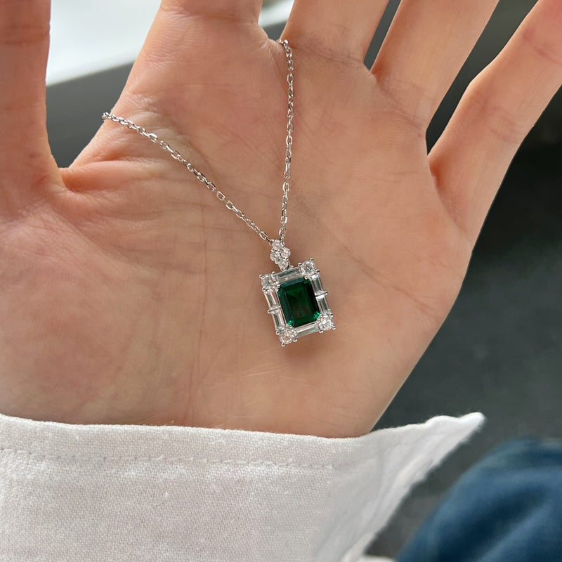 Emerald Radiance Necklace