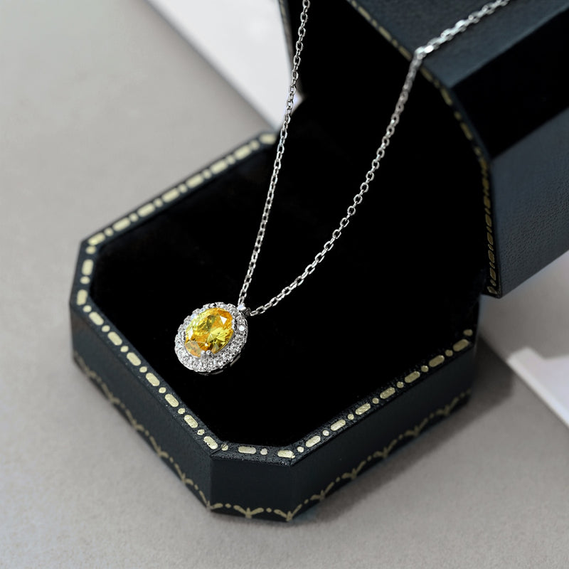 Golden Radiance Oval Necklace