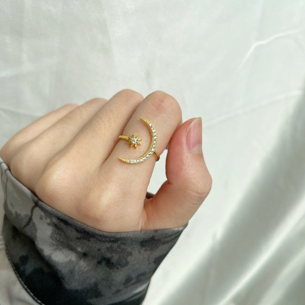 Lunar Radiance Ring